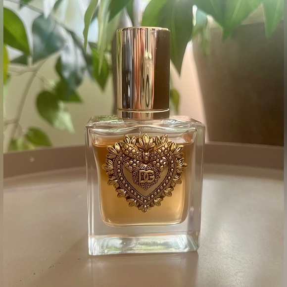 DOLCE&GABBANA Devotion Eau de Parfum SIZE 1.7 oz - Picture 4 of 5